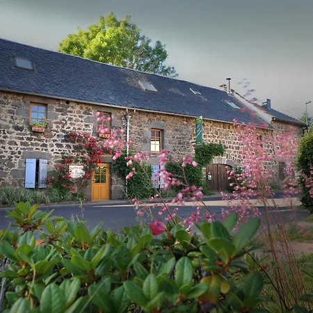 La Voie Romaine Holiday home Ceyssat